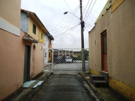 Sobrado à venda com 2 quartos, 100m² - Foto 1