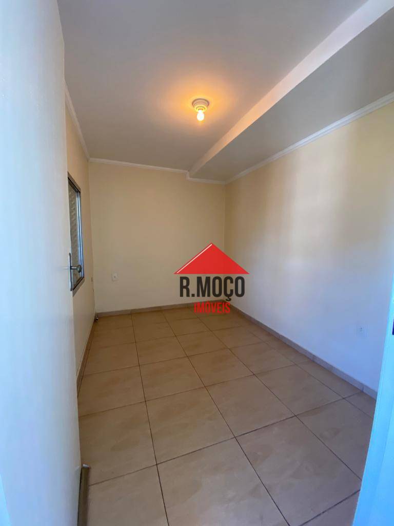 Sobrado à venda com 4 quartos, 250m² - Foto 14