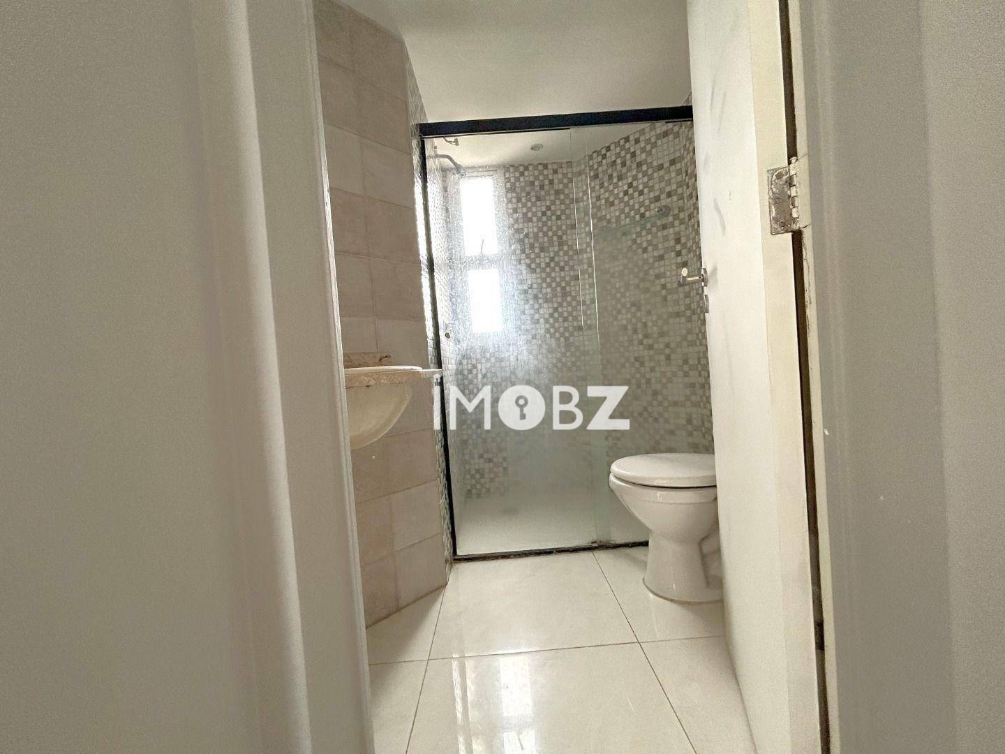 Apartamento à venda com 2 quartos, 75m² - Foto 23