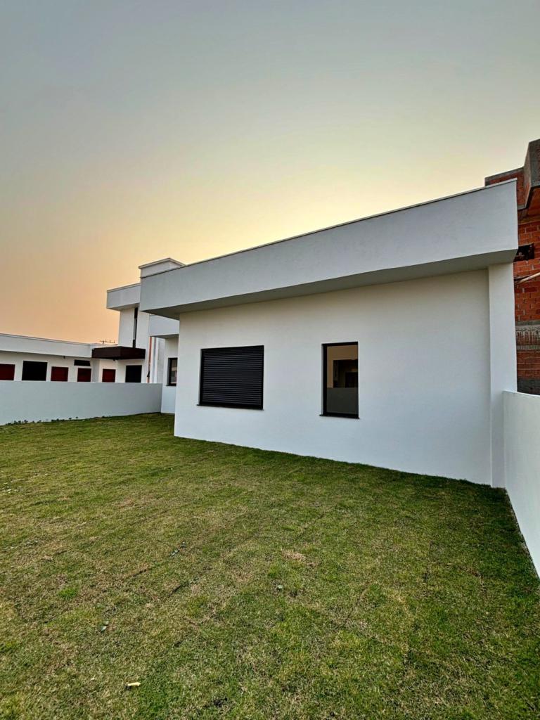 Casa à venda com 3 quartos, 132m² - Foto 9