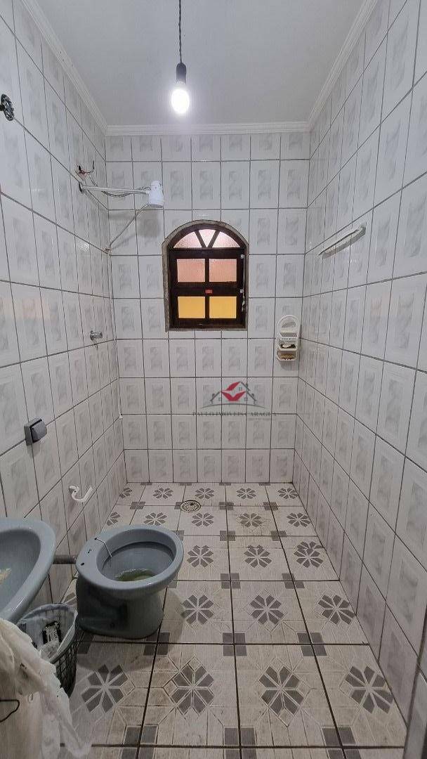 Casa de Condomínio à venda com 4 quartos, 232m² - Foto 34