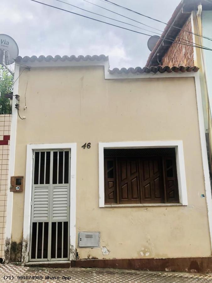 Casa à venda com 3 quartos, 106m² - Foto 1