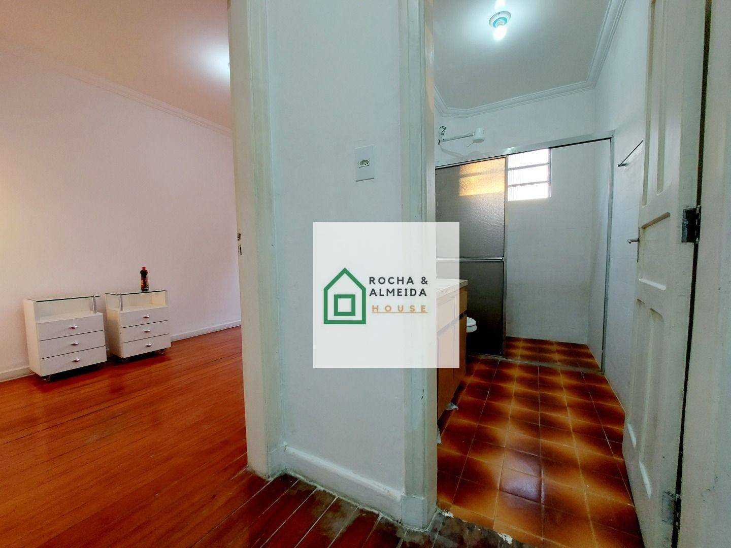 Casa para alugar com 4 quartos, 160m² - Foto 32