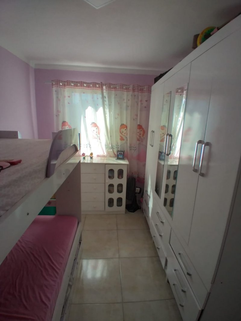 Apartamento à venda com 2 quartos, 48m² - Foto 4