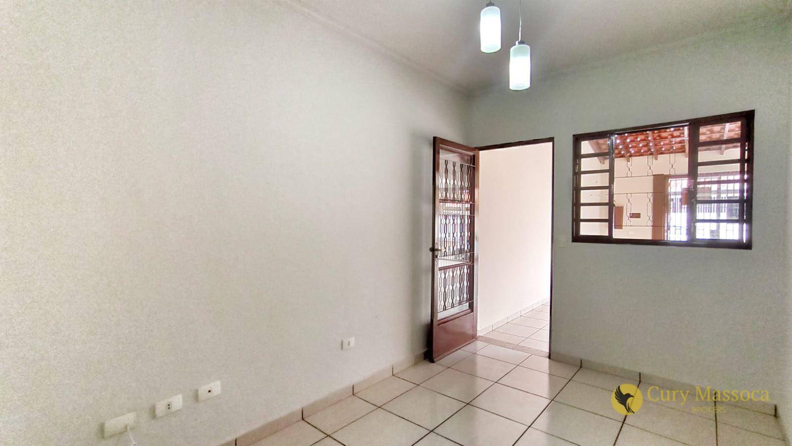 Casa à venda com 3 quartos, 120m² - Foto 2