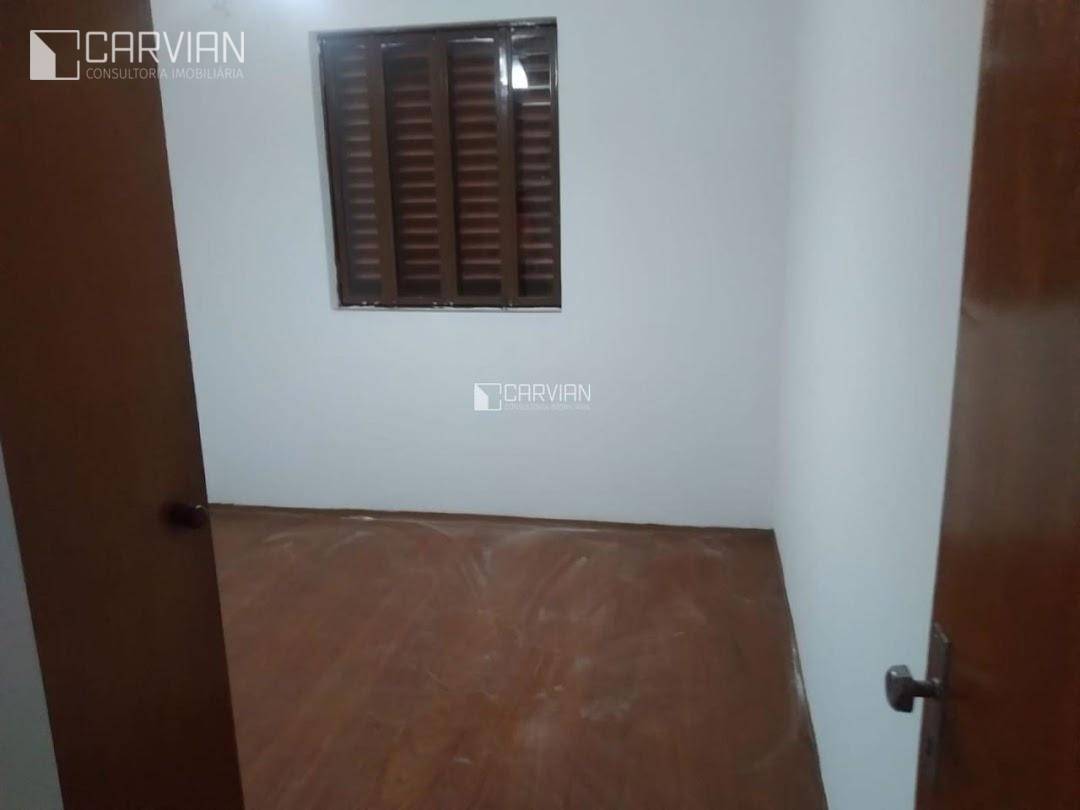 Apartamento à venda com 2 quartos, 65m² - Foto 2