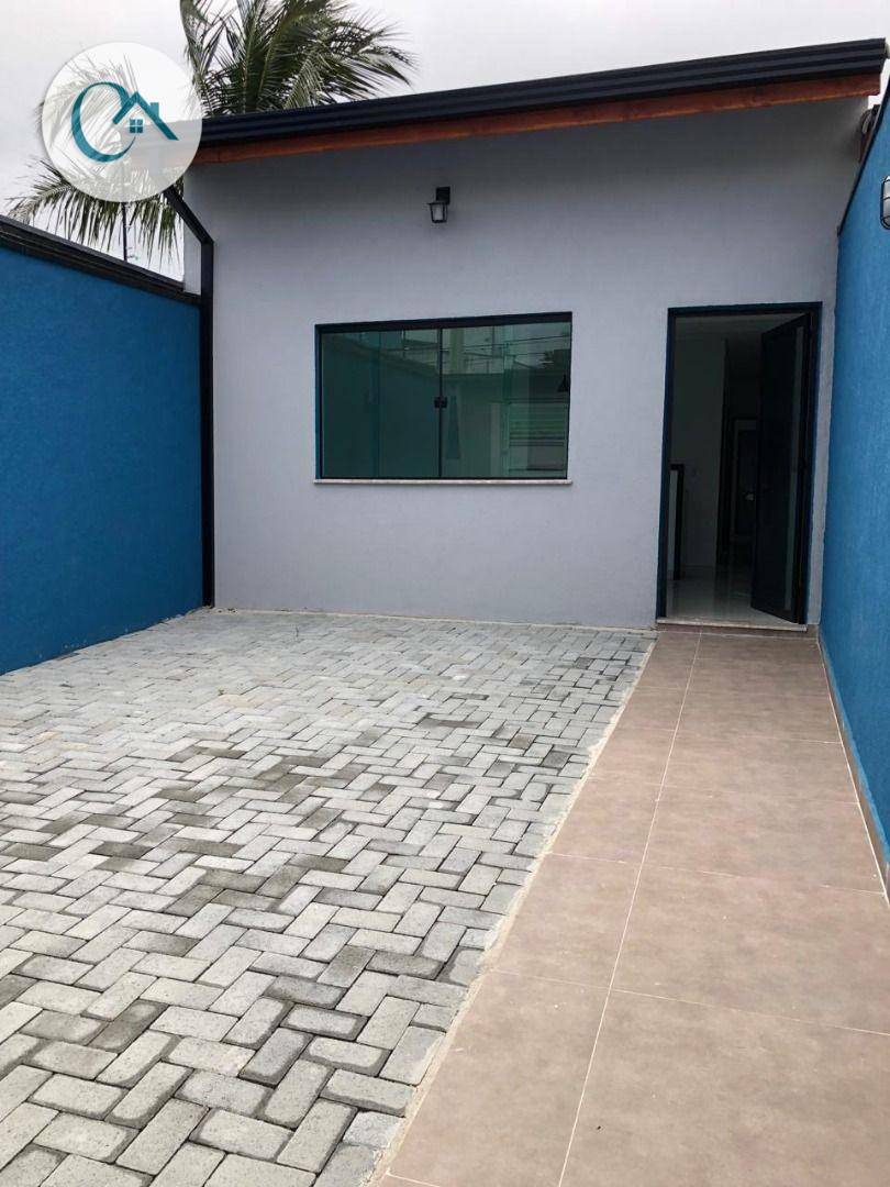 Casa à venda com 2 quartos, 62m² - Foto 1