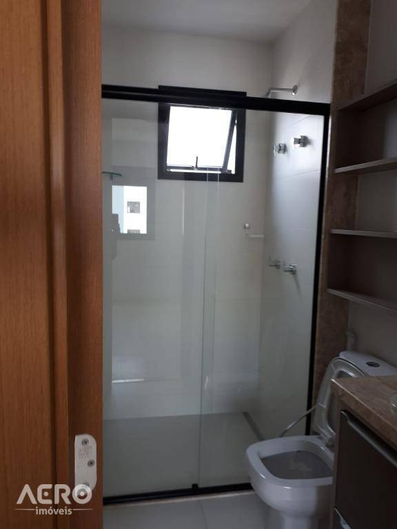 Apartamento para alugar com 2 quartos, 60m² - Foto 15