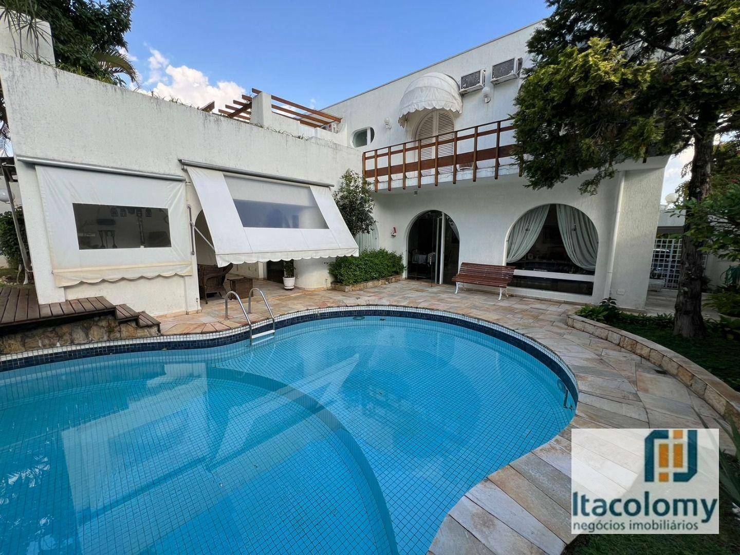 Casa de Condomínio à venda com 4 quartos, 368m² - Foto 4