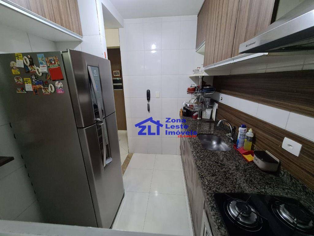 Apartamento à venda com 2 quartos, 70m² - Foto 9