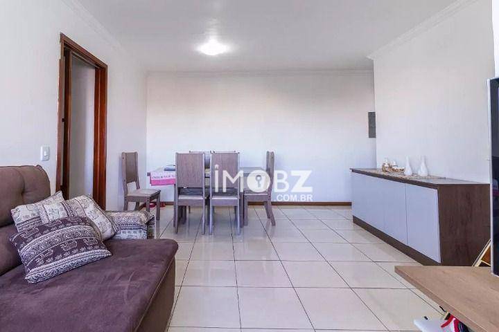 Apartamento à venda com 3 quartos, 70m² - Foto 2