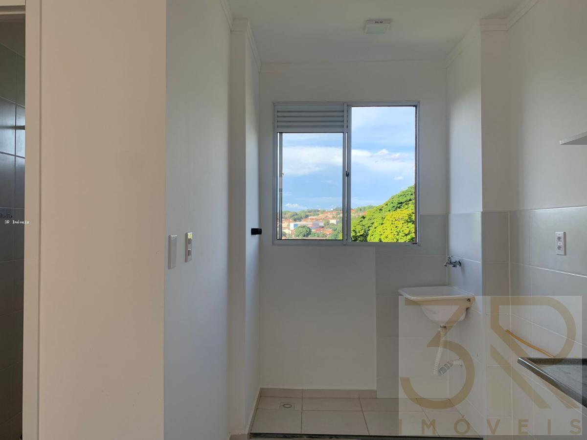 Apartamento à venda com 2 quartos - Foto 2