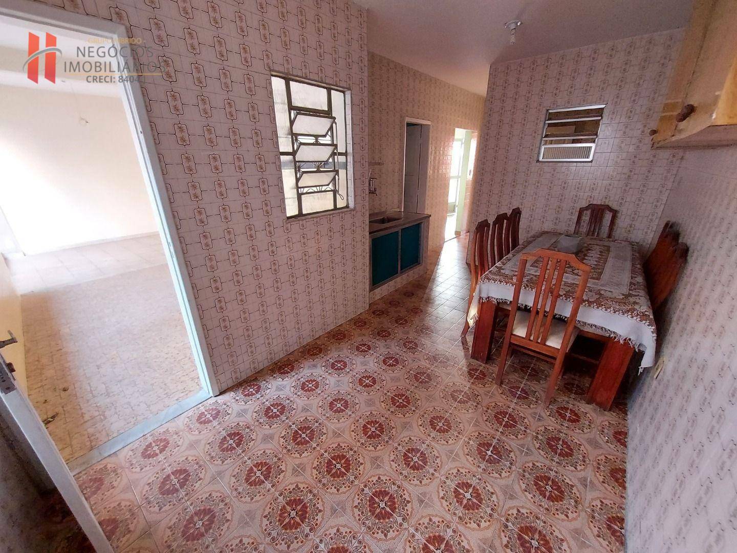 Casa à venda com 5 quartos, 225m² - Foto 20