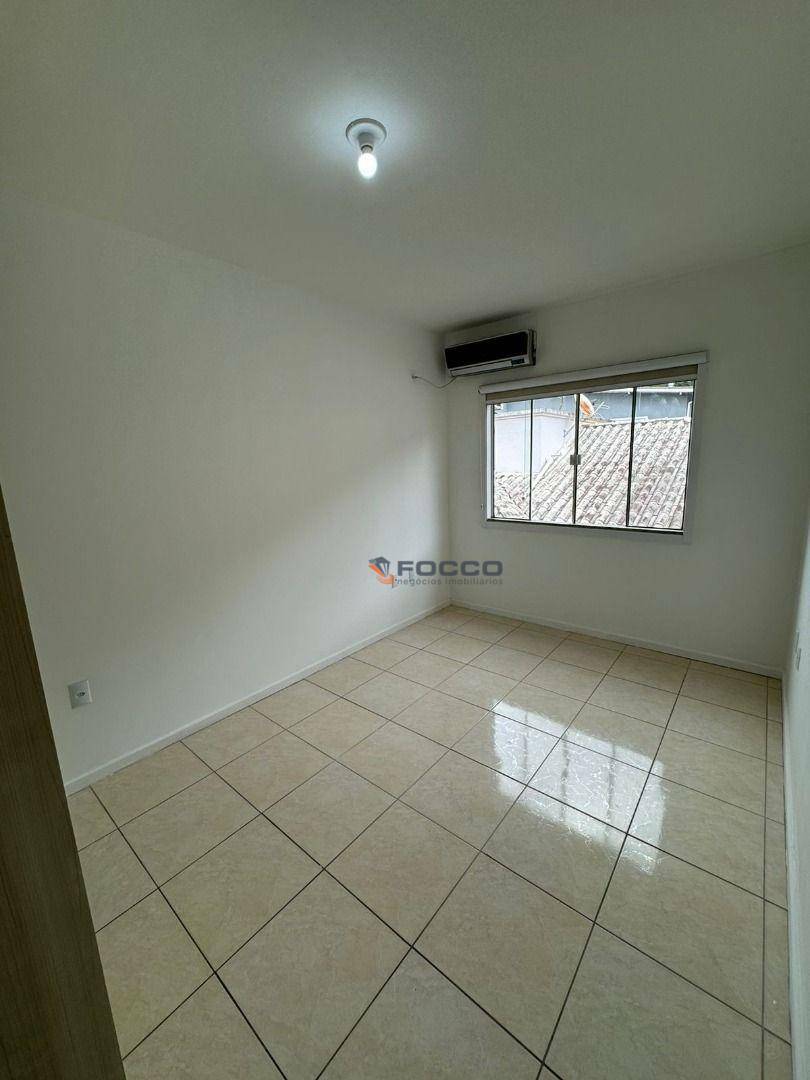 Apartamento à venda com 2 quartos, 65m² - Foto 12