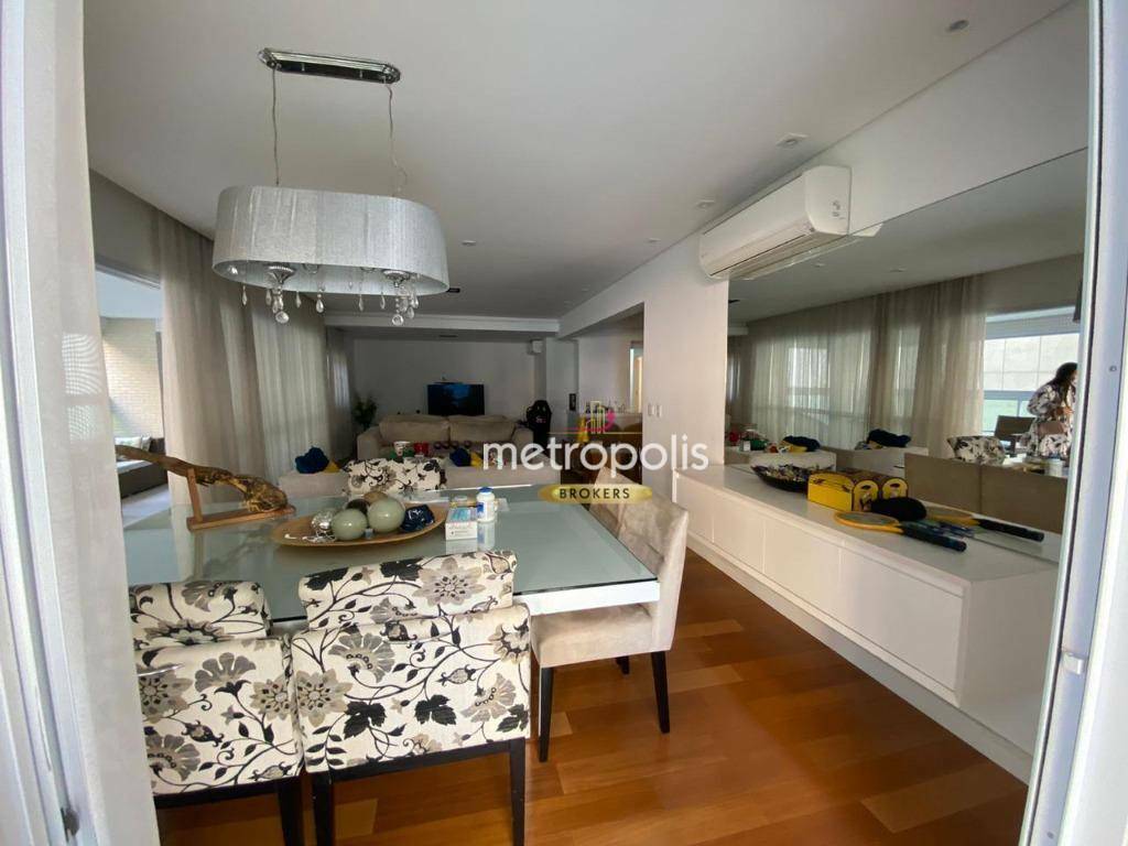 Apartamento à venda com 3 quartos, 240m² - Foto 2