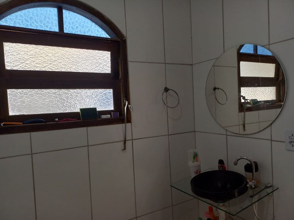 Casa à venda com 2 quartos, 300m² - Foto 15