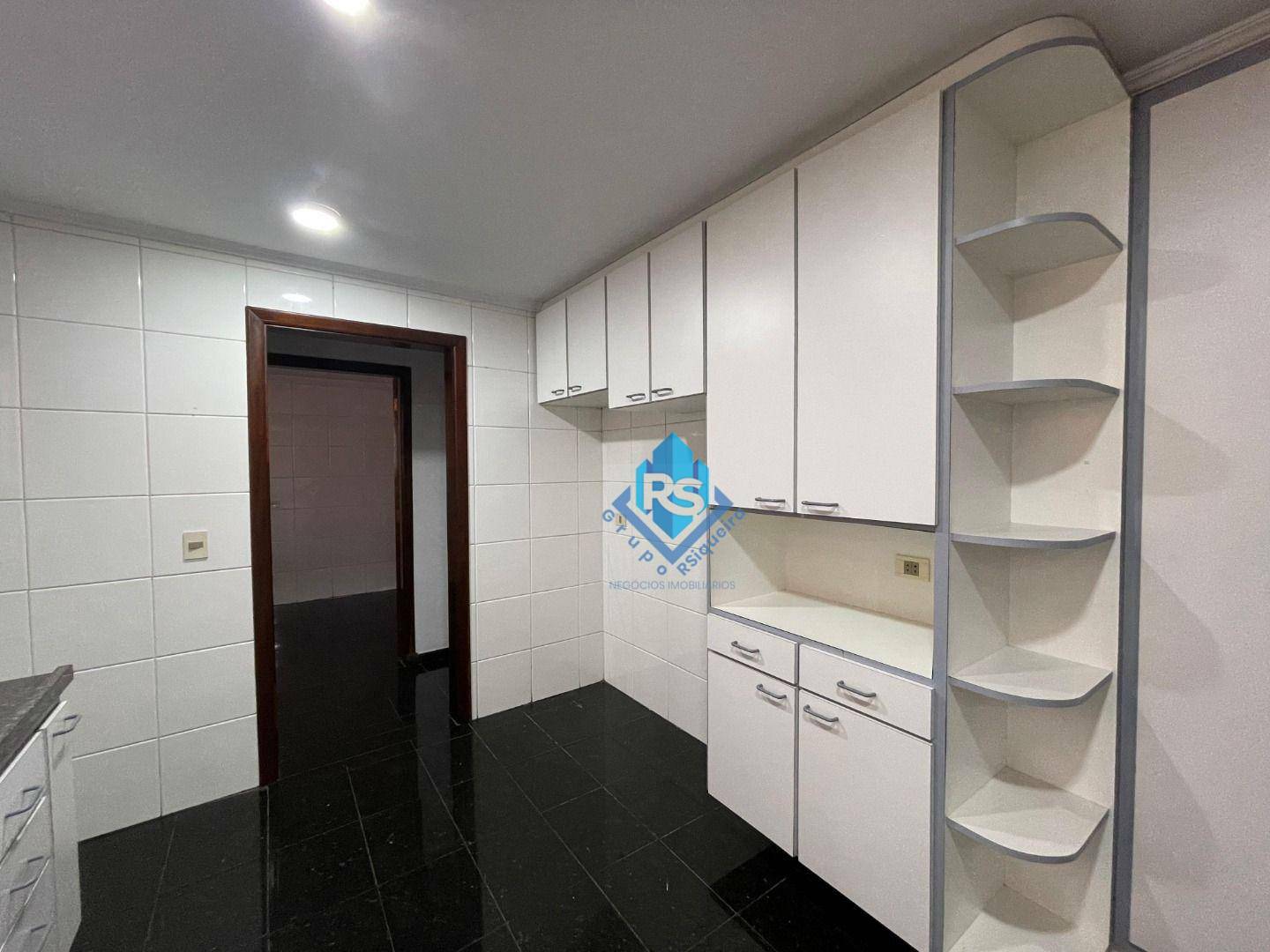 Sobrado à venda e aluguel com 4 quartos, 361m² - Foto 10