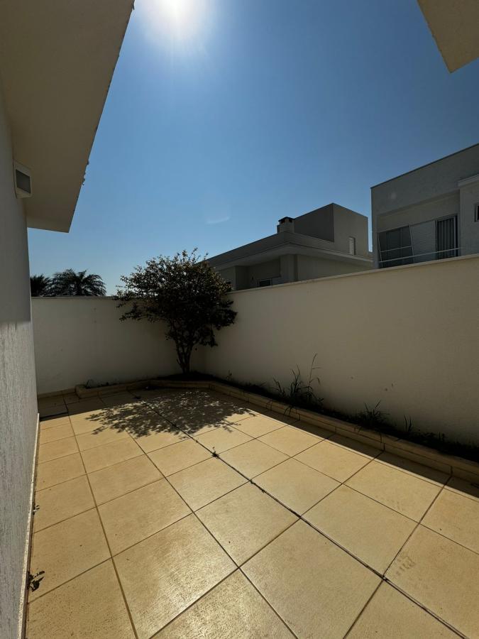 Casa de Condomínio à venda com 3 quartos, 330m² - Foto 10