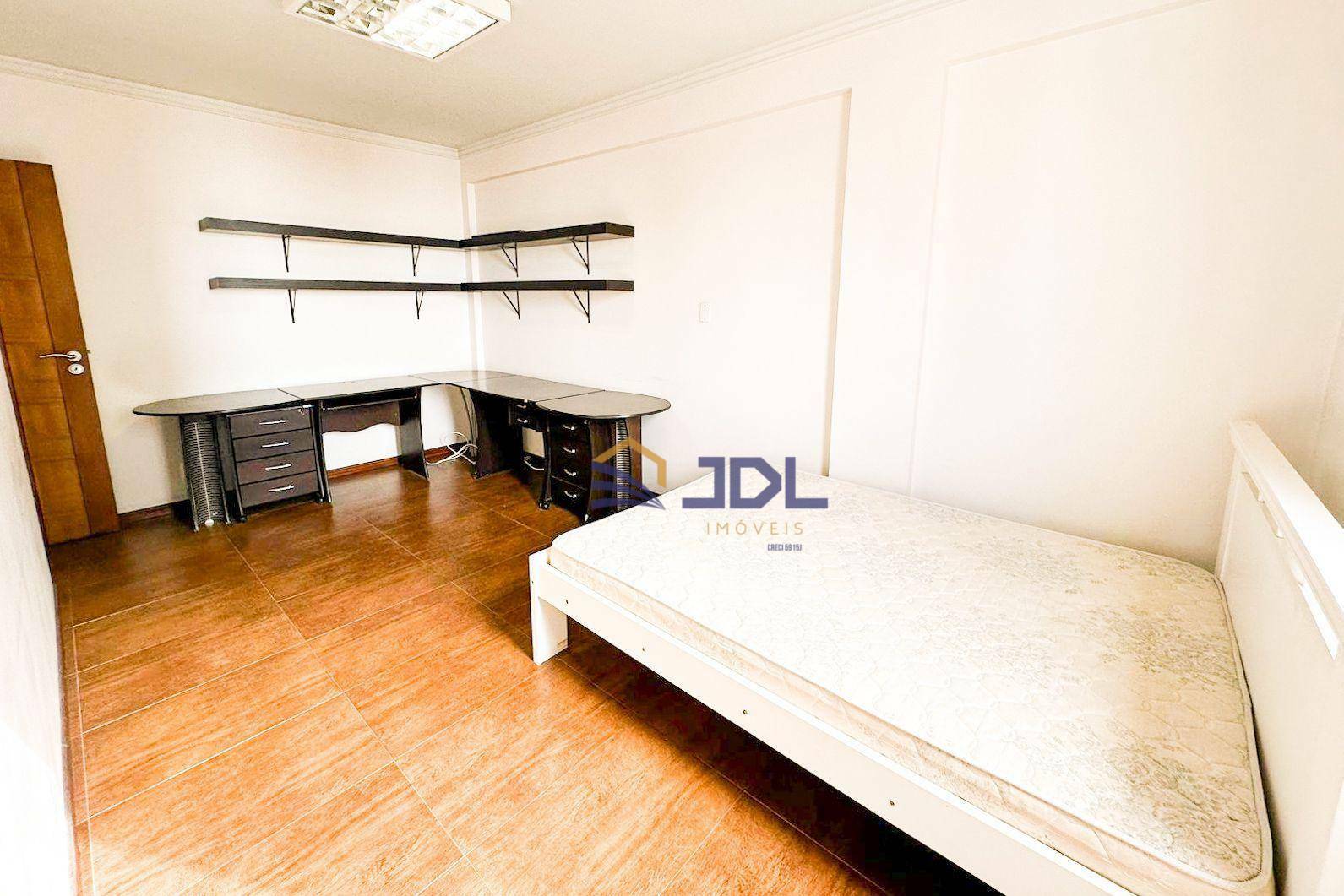 Apartamento à venda com 4 quartos, 120m² - Foto 11