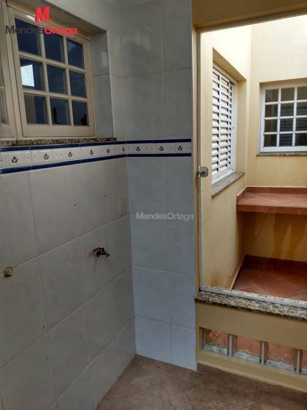 Casa para alugar com 2 quartos, 106m² - Foto 5