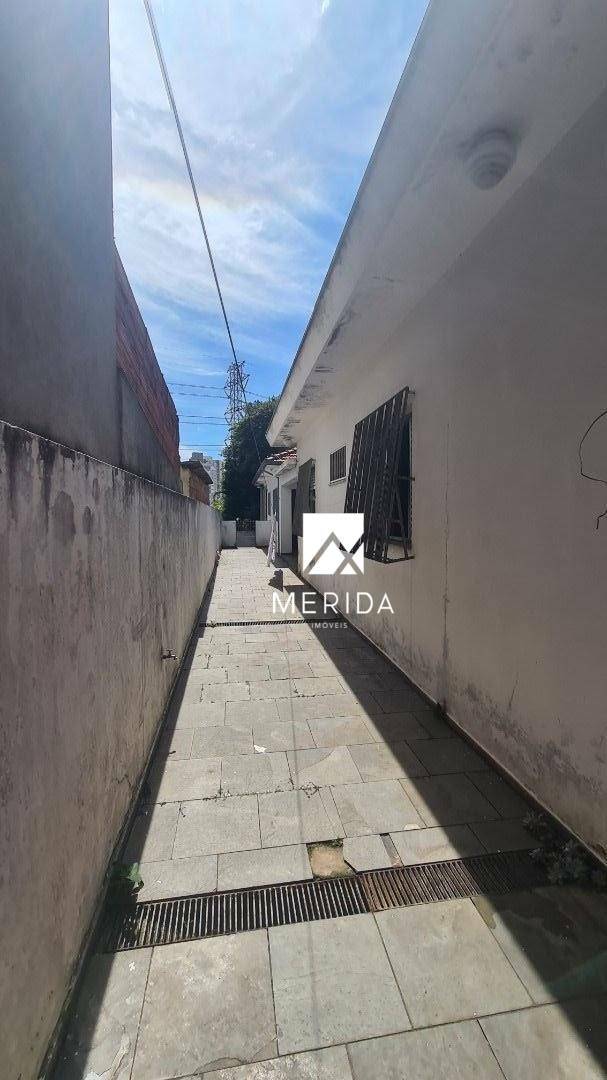 Casa, 5 quartos, 250 m² - Foto 3