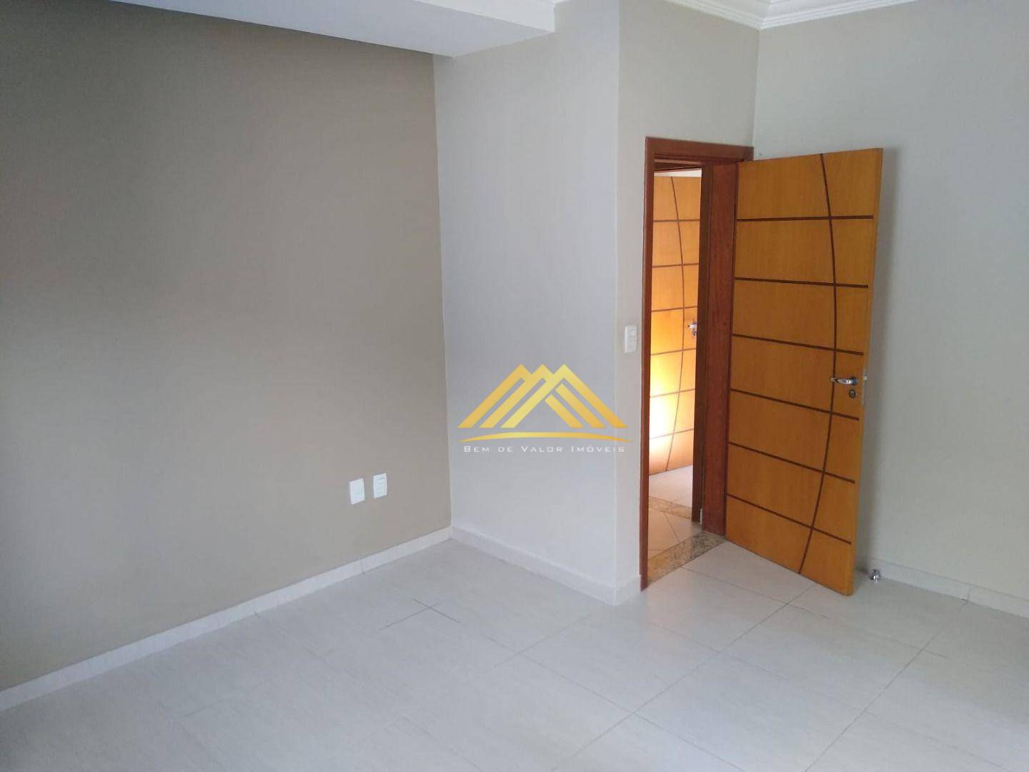 Casa à venda com 3 quartos, 210m² - Foto 25