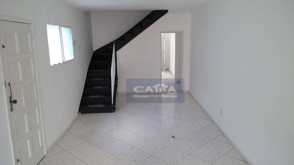 Sobrado à venda com 2 quartos, 146m² - Foto 2