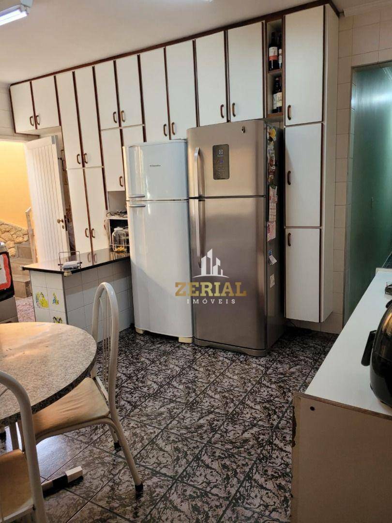 Sobrado à venda com 3 quartos, 294m² - Foto 11