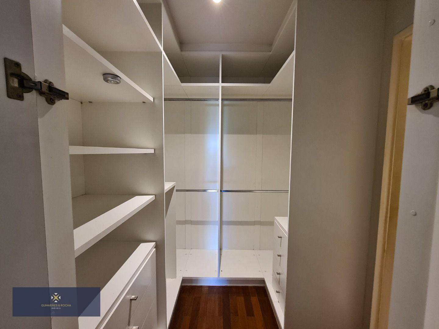 Apartamento à venda com 4 quartos, 157m² - Foto 15