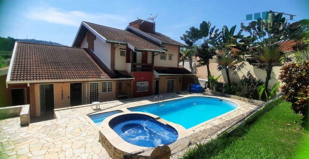 Casa de Condomínio à venda com 5 quartos, 400m² - Foto 2