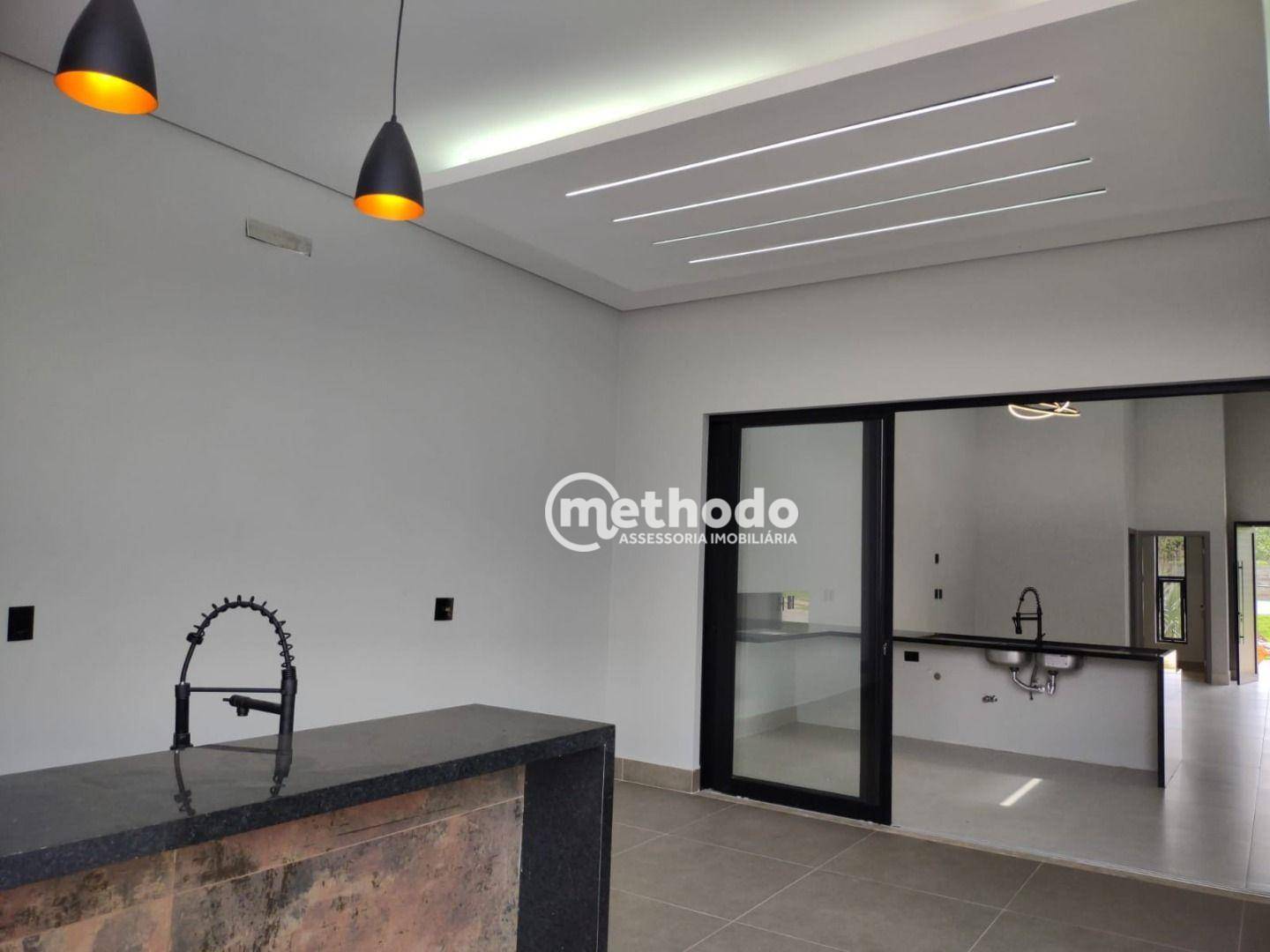 Casa de Condomínio à venda com 3 quartos, 190m² - Foto 4