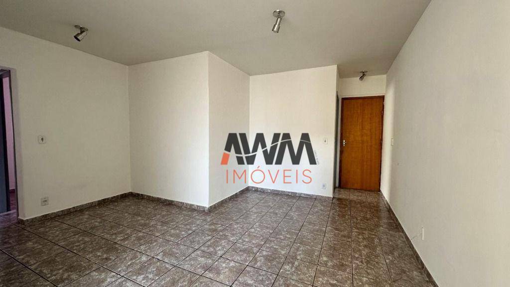 Apartamento à venda com 3 quartos, 73m² - Foto 4