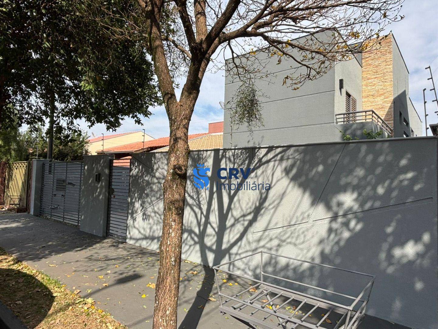 Casa, 4 quartos, 321 m² - Foto 1