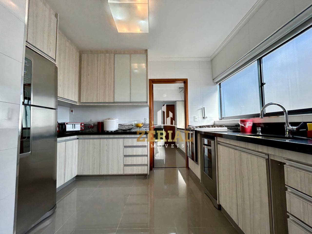 Apartamento à venda com 4 quartos, 140m² - Foto 9