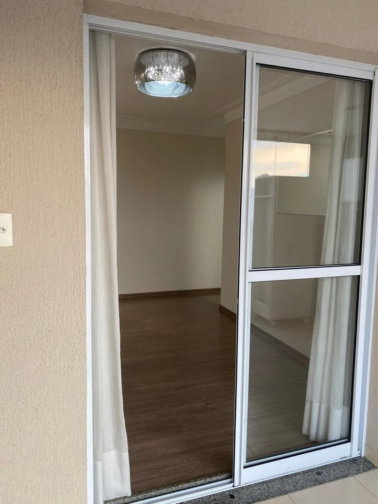 Apartamento à venda com 2 quartos, 60m² - Foto 7