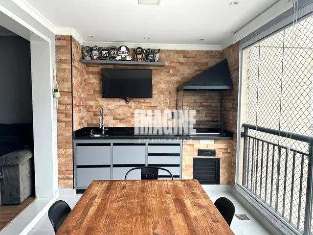 Apartamento à venda com 2 quartos, 66m² - Foto 4