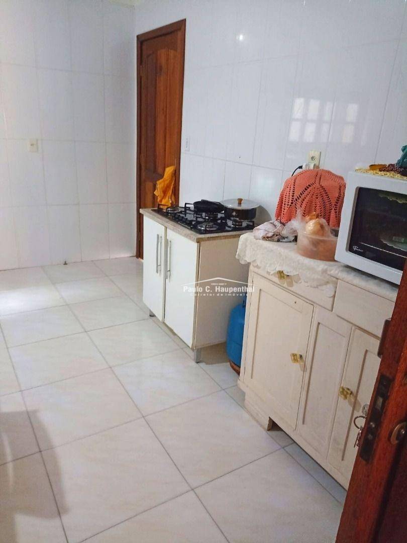 Casa à venda com 2 quartos, 150m² - Foto 5