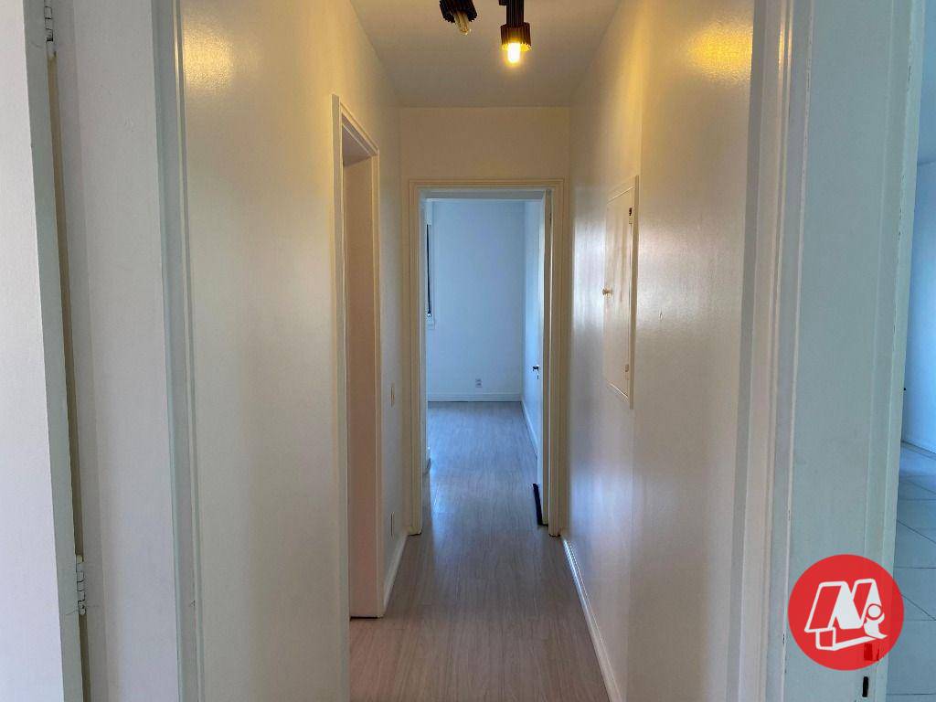 Apartamento para alugar com 3 quartos, 106m² - Foto 15