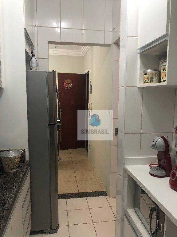 Apartamento à venda com 2 quartos, 77m² - Foto 13