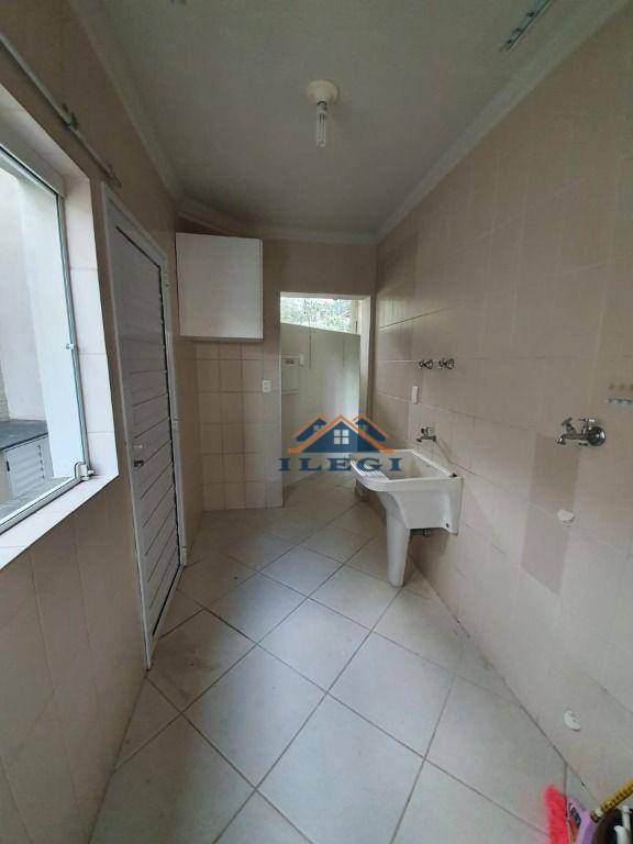 Casa de Condomínio à venda com 3 quartos, 220m² - Foto 40