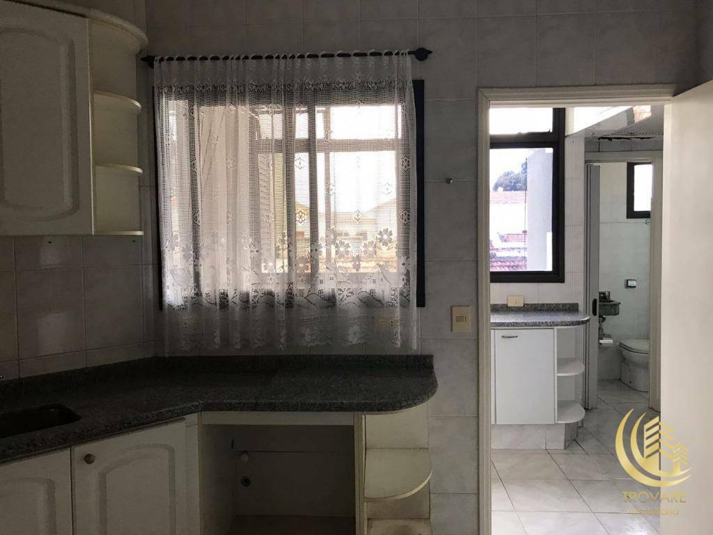 Apartamento à venda com 3 quartos, 135m² - Foto 23