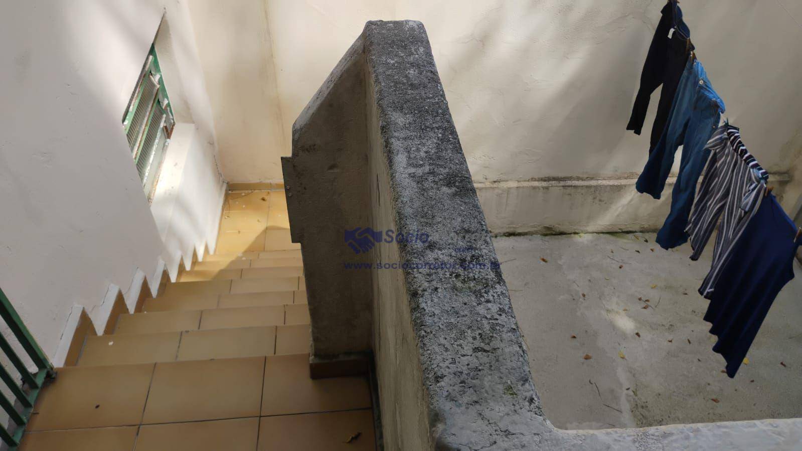 Casa à venda com 3 quartos, 105m² - Foto 18