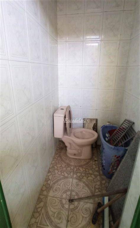 Sobrado à venda com 3 quartos, 200m² - Foto 40