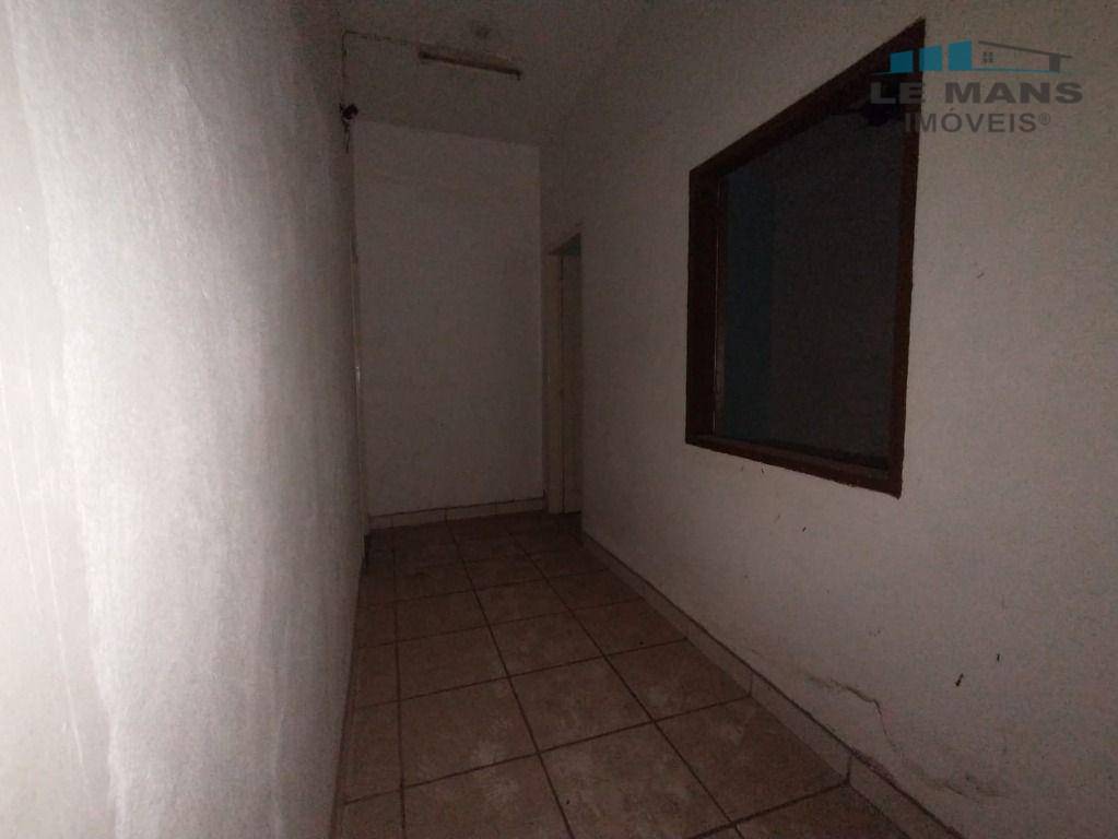 Prédio Inteiro à venda, 1500m² - Foto 28