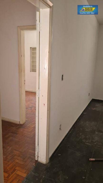 Casa à venda com 3 quartos, 220m² - Foto 19