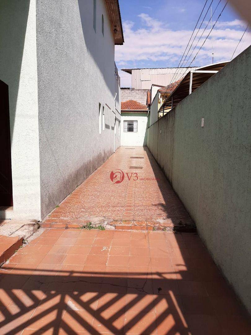 Sobrado à venda com 3 quartos, 300m² - Foto 2