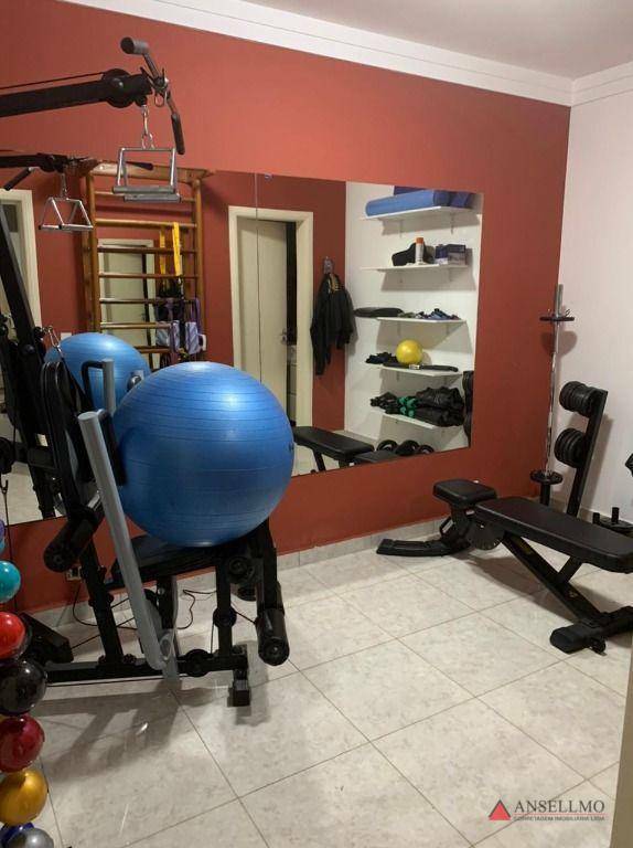 Sobrado à venda com 6 quartos, 600m² - Foto 56