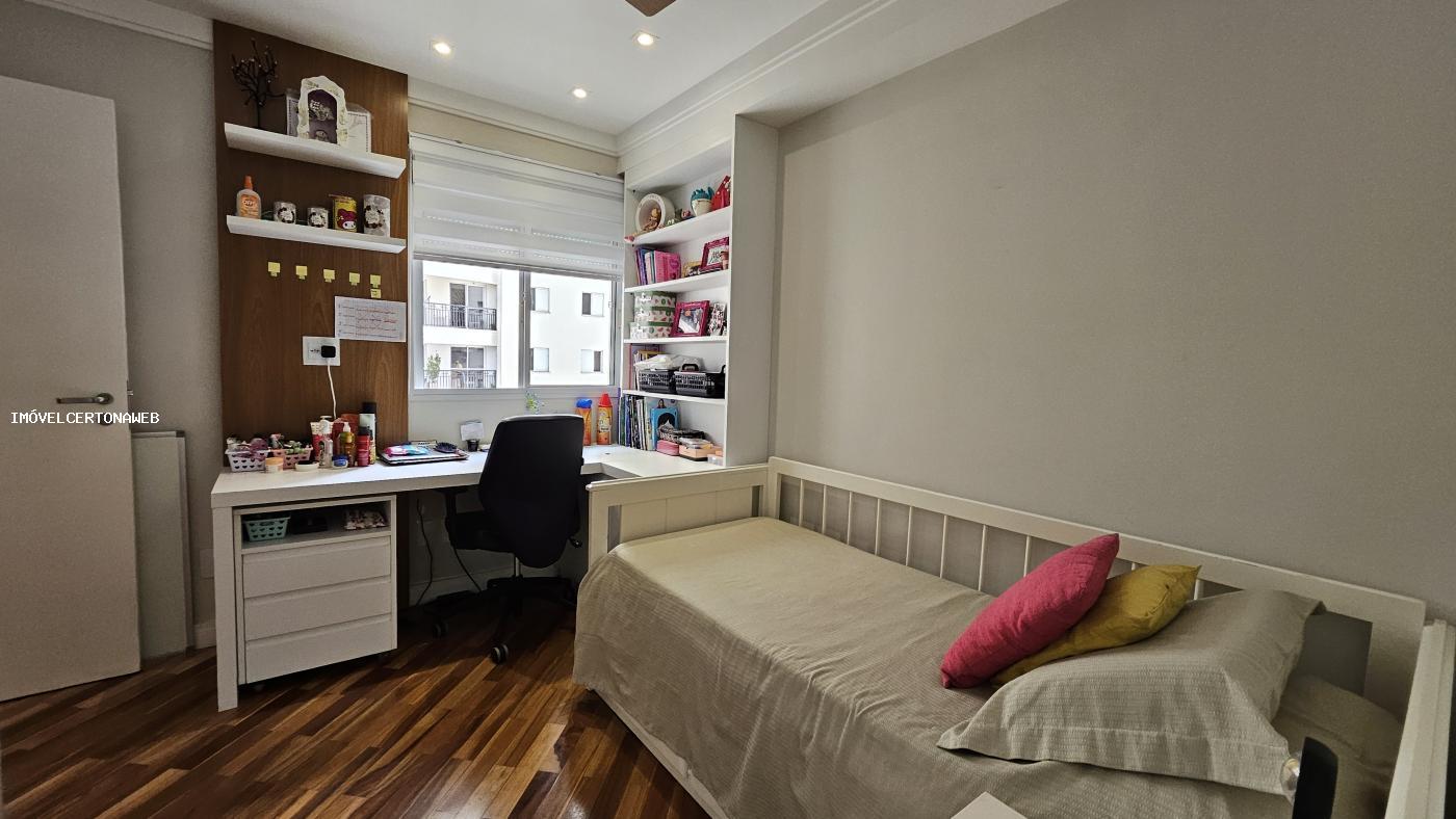 Apartamento à venda com 3 quartos, 186m² - Foto 34