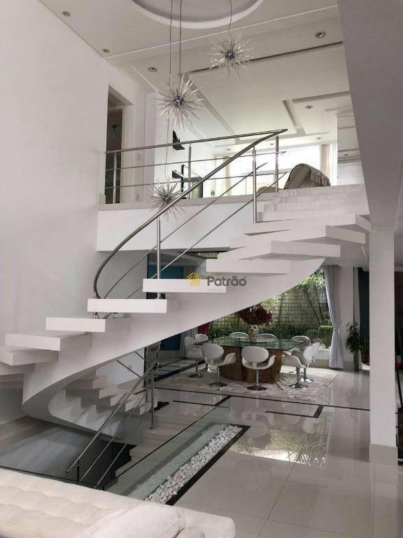 Casa de Condomínio à venda com 5 quartos, 628m² - Foto 8