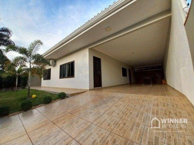 Casa à venda com 4 quartos, 242m² - Foto 1